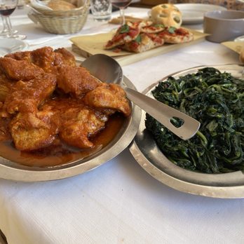 Trattoria da Giglietto - Chicken in wine sauce - Italian Near Me - Morlupo, RM Trattoria da Giglietto - Chicken in wine sauce - Italian Near Me - Morlupo, RM