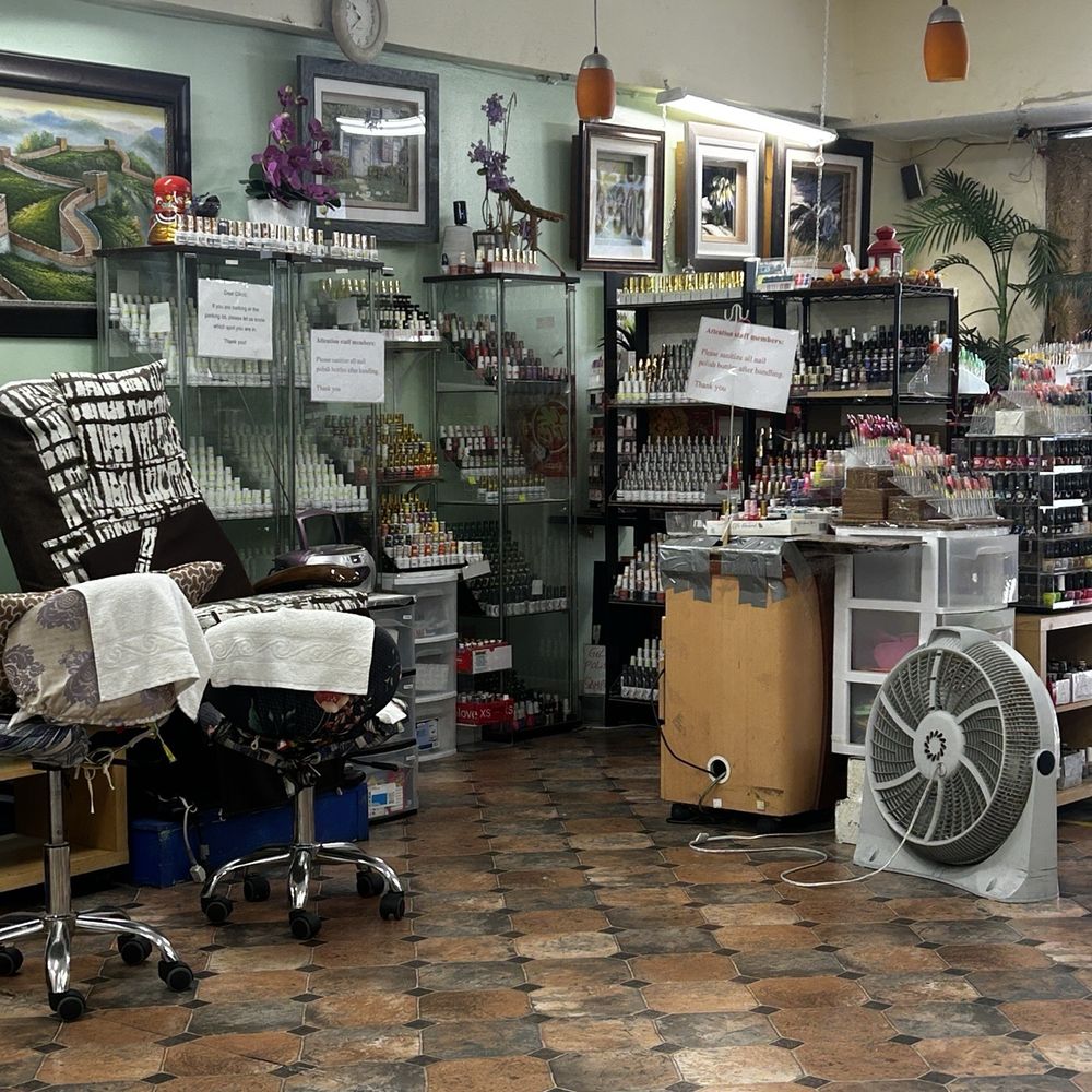 Paradise Nails & Spa - Nail Salons Near Me - Los Angeles, California