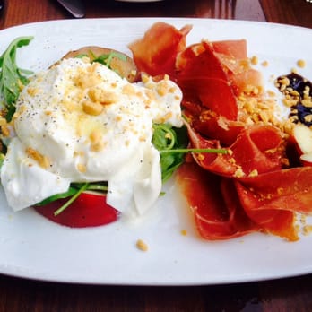 Local Bistro - The burrata appetizer is refreshing with pairing of creamy cheese, sweet peaches and salty proscuitto. Truly a lovely start. - Italian Near Me - Scottsdale, Arizona