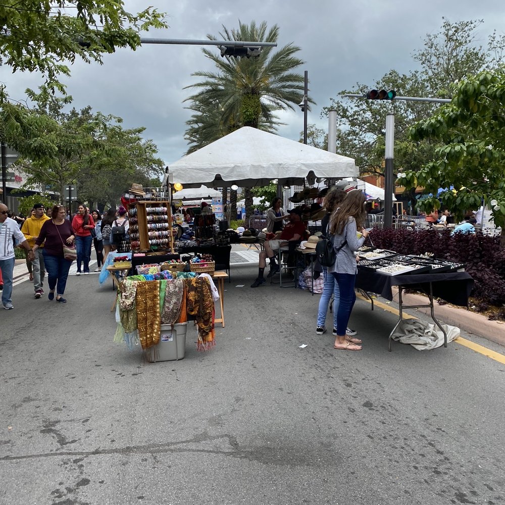 Carnaval On The Mile - Festivals Near Me - Coral Gables, Florida Carnaval On The Mile - Festivals Near Me - Coral Gables, Florida