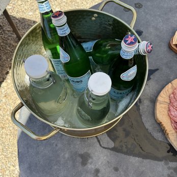 Booker Vineyard - Bocci and bottles - Wineries Near Me - Paso Robles, California