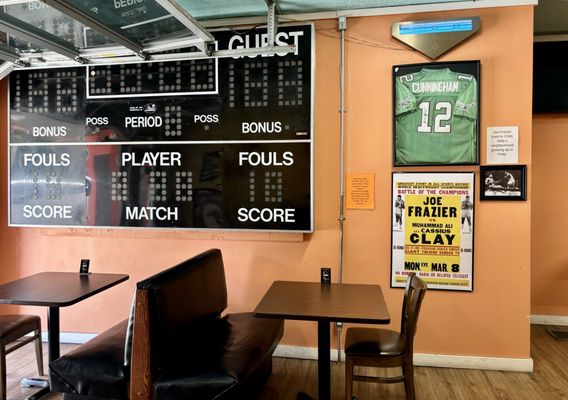 Chilly Willy Cheesesteaks by null