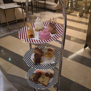 Corinthia London - Sweets stand for 2 - Hotels Near Me - London, XGL