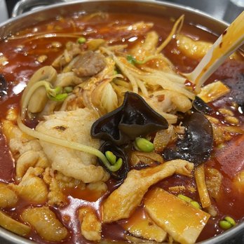 Yunnan Restaurant - 40. Chung King spicy Hot Pot - Chinese Near Me - Oak Park, California Yunnan Restaurant - 40. Chung King spicy Hot Pot - Chinese Near Me - Oak Park, California