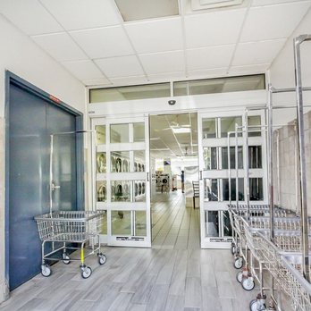 Super Wash Laundromat - Laundromat Near Me - Aurora, Illinois Super Wash Laundromat - Laundromat Near Me - Aurora, Illinois