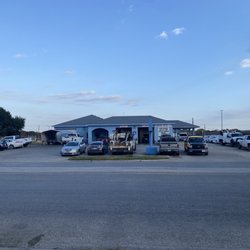 Coastal Bend Car Care - Busy Morning