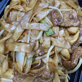 China Rose - Dry Beef Chow Fun - Chinese Near Me - Milpitas, California China Rose - Dry Beef Chow Fun - Chinese Near Me - Milpitas, California