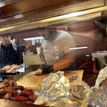Luling Bar- B- Q - Barbeque Near Me - Luling, Texas