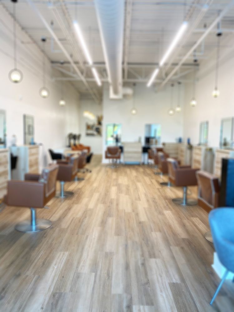 AnnElyse Salon & Spa Logo