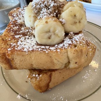 The Shed Restaurant - Plainview NY - Brioche French Toast - Breakfast & Brunch Near Me - Plainview, New York