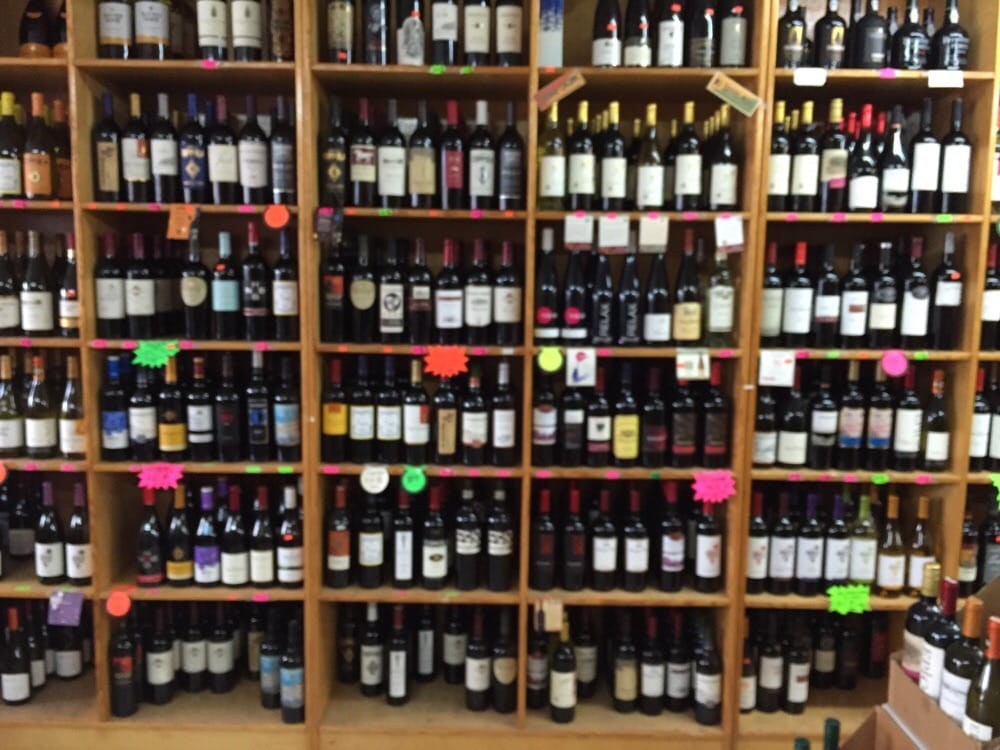 TURNPIKE WINE & LIQUOR 245 Jericho Tpke, Floral Park, New York Beer