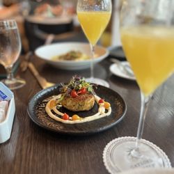 Old Hickory - Crab cake - delicious!!