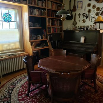 Robins Nest Bed & Breakfast - Hotels Near Me - Cody, Wyoming