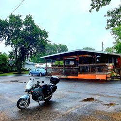 Eadies Fish House - Out front
