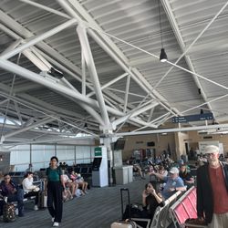 Niagara Falls International Airport - IAG - Gate