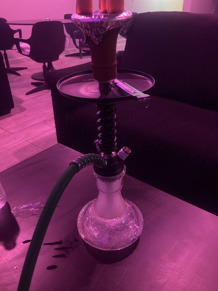 EASTSIDE HOOKAH LOUNGE Updated September 2024 20 Photos & 28 Reviews 11518 124th Ave NE