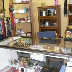 Batish's - Batish's India Bazaar and Music of India Institute based in Santa Cruz, California. www.batish.com