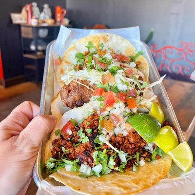 La Tapatia by null