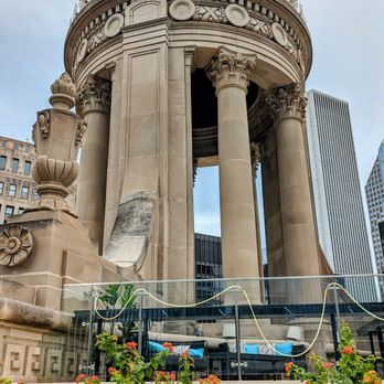 LH Rooftop - Cocktail Bars Near Me - Chicago, Illinois LH Rooftop - Cocktail Bars Near Me - Chicago, Illinois
