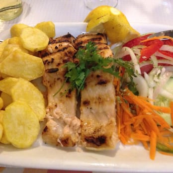 Casinha do Petisco - Grilled salmon - Portuguese Near Me - Lagos, 08