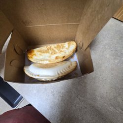 EDA - Empanadas De Acá - Perfectly golden pastry
