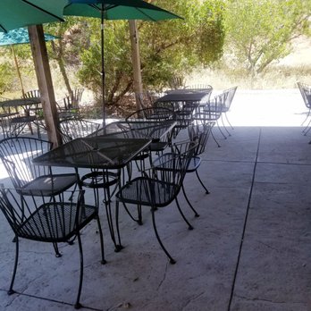 Charles R Winery - Wineries Near Me - Livermore, California