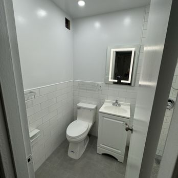 Zamin Construction - Bathroom renovation. - General Contractors Near Me Zamin Construction - Bathroom renovation. - General Contractors Near Me