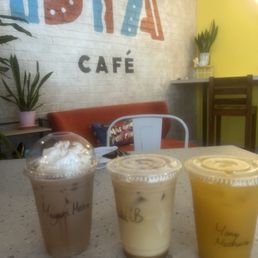 Mocha Mayan, Dulce de Leche Cold Brew, Maracuya Muchacha Mocha Mayan, Dulce de Leche Cold Brew, Maracuya Muchacha