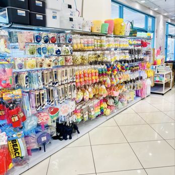 Daiso - Inside - Discount Store Near Me - San Diego, California