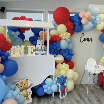 Hello Airplay - Bounce House Rentals Near Me Hello Airplay - Bounce House Rentals Near Me