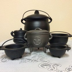 Lightning Horse Healing Ground - Cast iron cauldrons