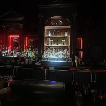 Blackjack Bar Tapas - Bar view - Cocktail Bars Near Me - Atlanta, Georgia