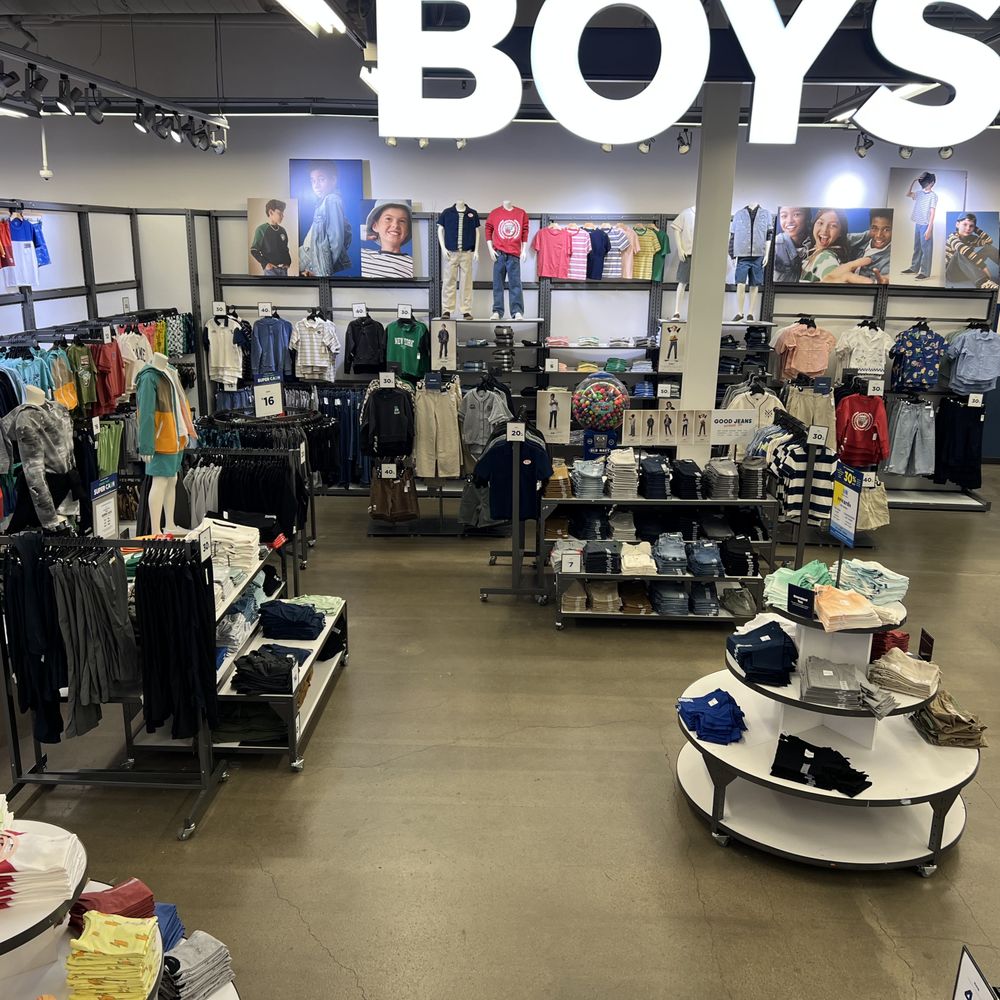 Old Navy - Men's Clothing Near Me - Broomfield, Colorado Old Navy - Men's Clothing Near Me - Broomfield, Colorado