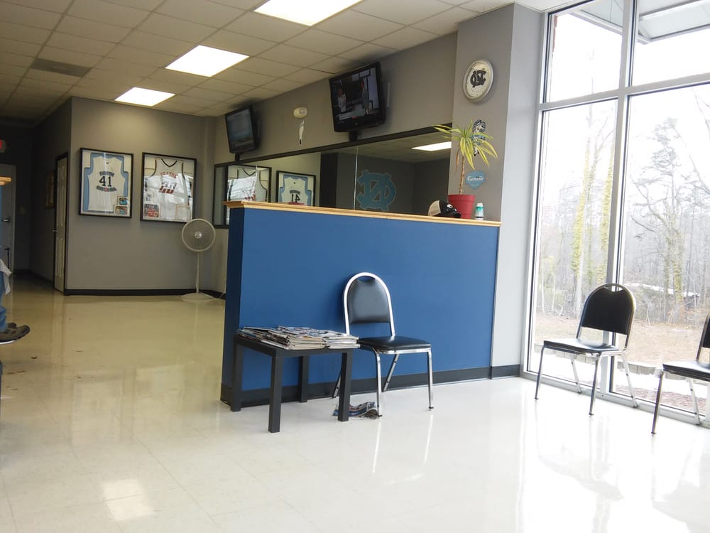 Gaston Barbers Logo