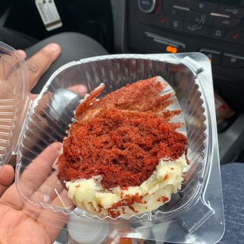 Make My Cake - Red velvet cupcake - Bakeries Near Me - New York, New York Make My Cake - Red velvet cupcake - Bakeries Near Me - New York, New York