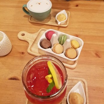 Cafe Maji - Chai tea latte, macaron 6, and passion fruit tea lemonade - Coffee & Tea Near Me - Artesia, California