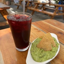 Taqueria Mi Pueblo III - Guacamole and Agua de jamaica