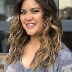 RIAH Salon - From Ombré to Balayage w/ highlights & haircut