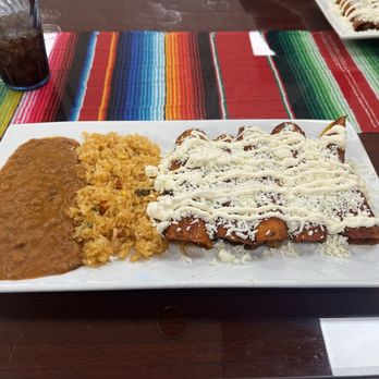 Los Molcajetes Restaurant - Mexican Near Me - Homestead, Florida Los Molcajetes Restaurant - Mexican Near Me - Homestead, Florida
