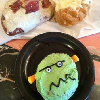 Glam Doll Donuts - Girl next door, pucker up cruller, glam doll - Donuts Near Me - Minneapolis, Minnesota
