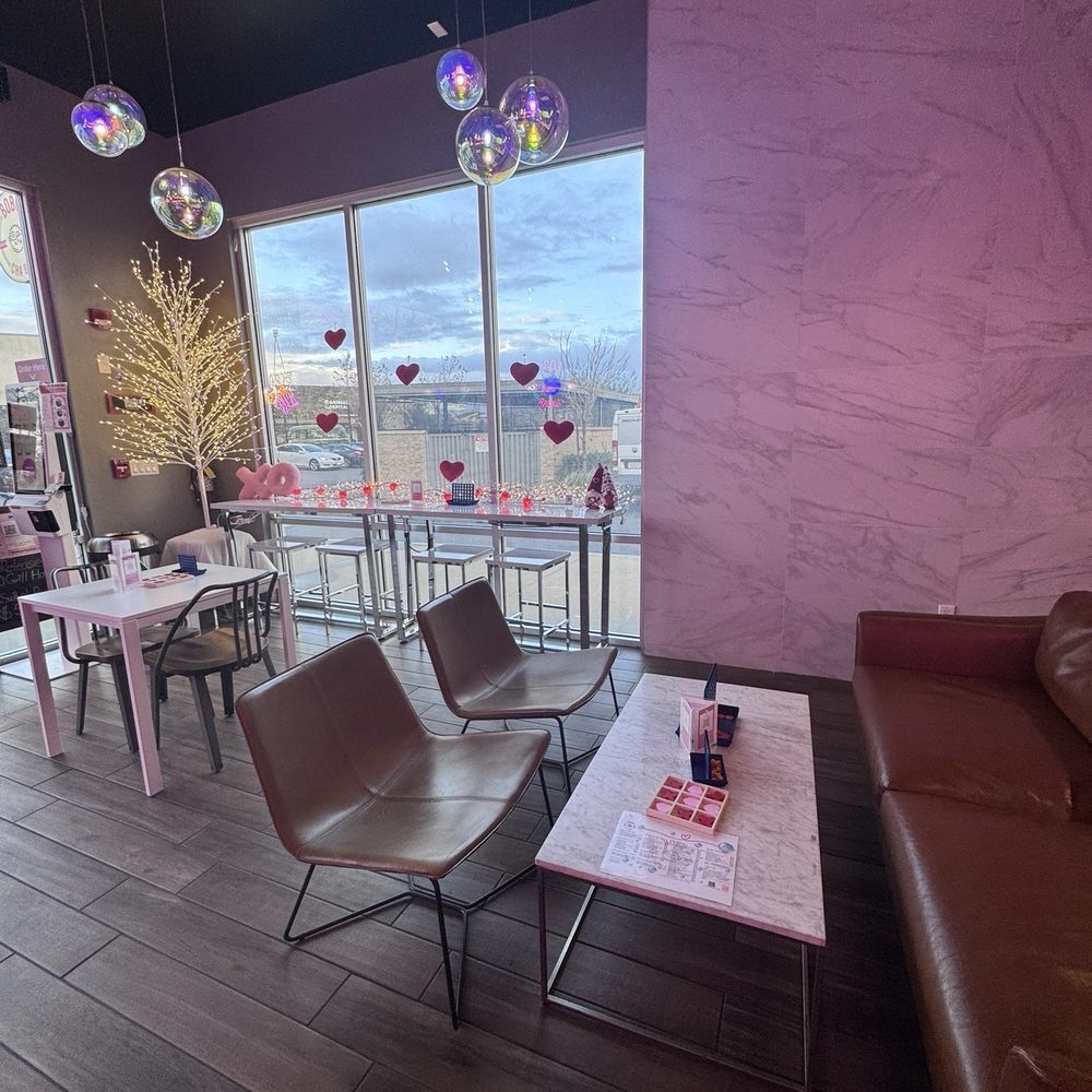 Bobo Cha Bar - Indoor area - Coffee & Tea Near Me - Ontario, California Bobo Cha Bar - Indoor area - Coffee & Tea Near Me - Ontario, California
