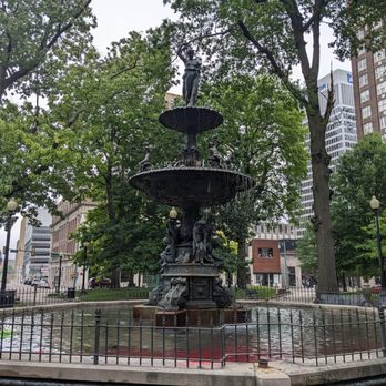 Court Square Center Park - Court Square Center Park, Memphis - Parks Near Me - Memphis, Tennessee Court Square Center Park - Court Square Center Park, Memphis - Parks Near Me - Memphis, Tennessee
