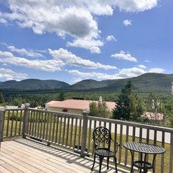 Fred‘s  Famous Donuts - Views