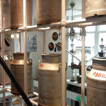 Cheese Factory Volendam - Cheese Shops Near Me - Volendam, New Hampshire