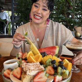 Joia Beach - Basket of fruits and desserts - Modern European Near Me - Miami, Florida Joia Beach - Basket of fruits and desserts - Modern European Near Me - Miami, Florida