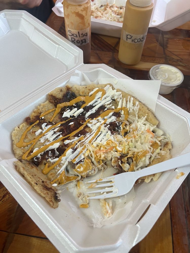 Pupuseria mix
