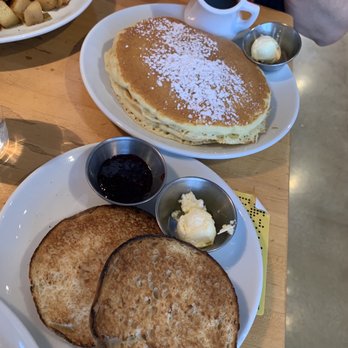 Yolk Diner - English muffin & pancakes - Breakfast & Brunch Near Me - River Forest, Illinois Yolk Diner - English muffin & pancakes - Breakfast & Brunch Near Me - River Forest, Illinois