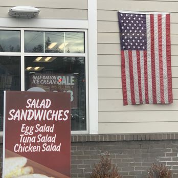 Stewart's Shops - Stewart's in Hudson, NY - Convenience Stores Near Me - Hudson, New York