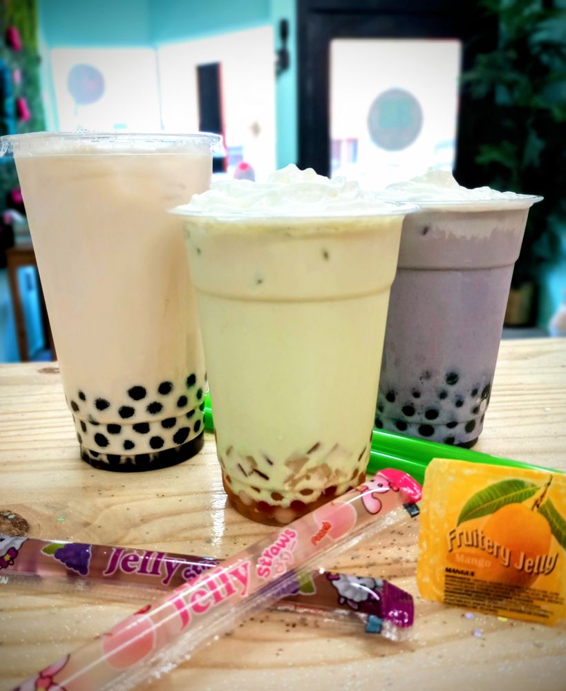 Boba Bar & CO Logo