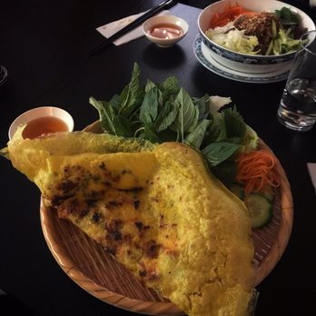 Pho Mai - Banh Xeo -superthin and crispy, served with salads and herbs, perfect! - Vietnamese Near Me - Zürich, ZH